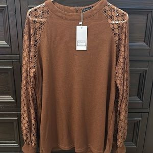 NWT Miholl XL Women’s Brown Sweater with Lace Sleeves and Zipper in the Back